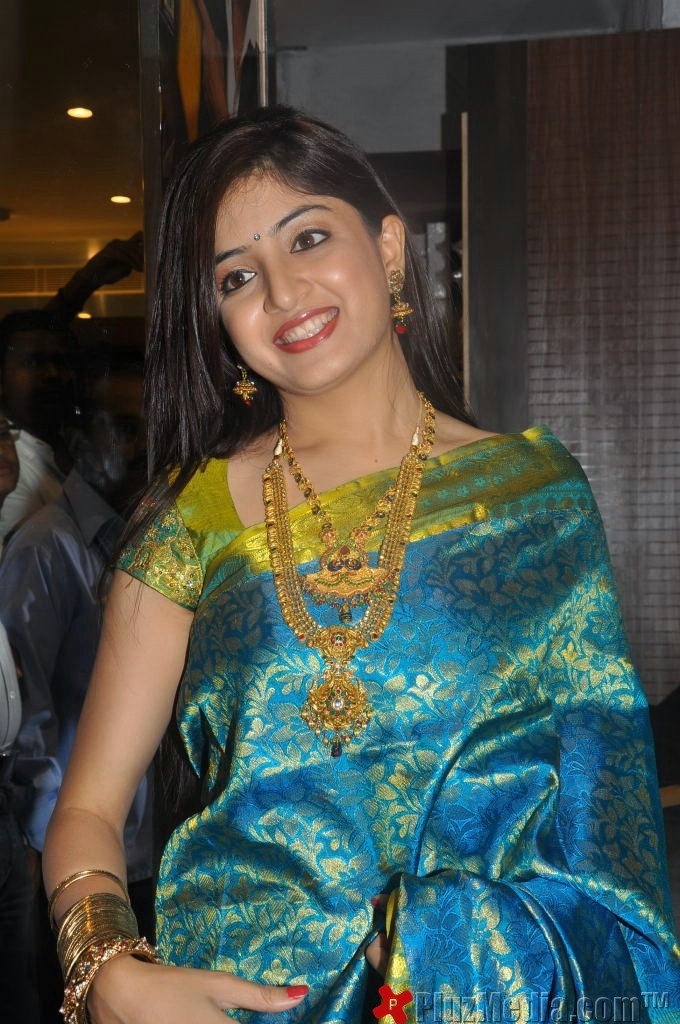 Poonam Kaur Inaugurate CMR Shopping Mall - Gallery | Picture 91148